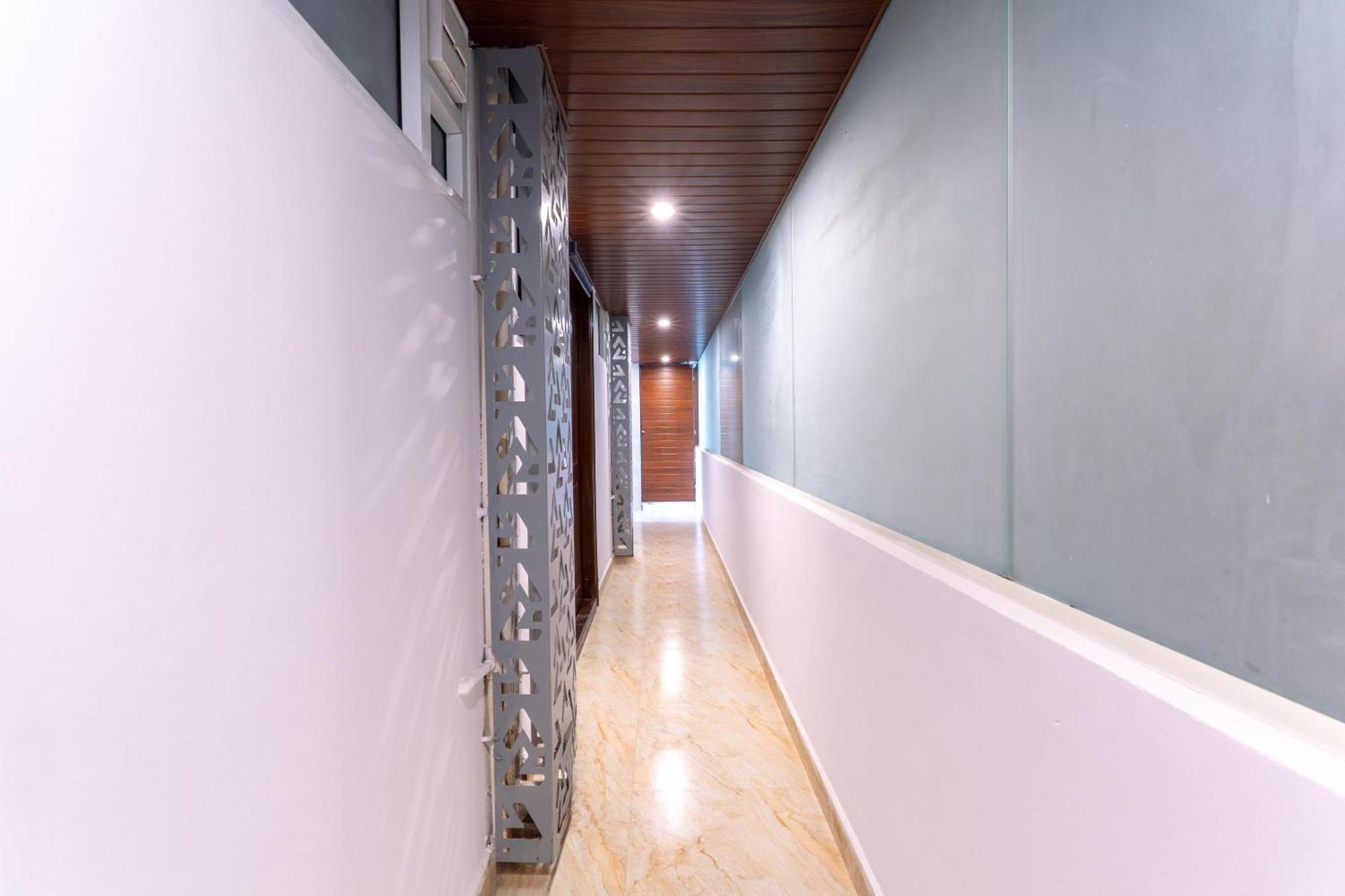 Treebo Emirates Suites Indiranagar Bengaluru Zewnętrze zdjęcie