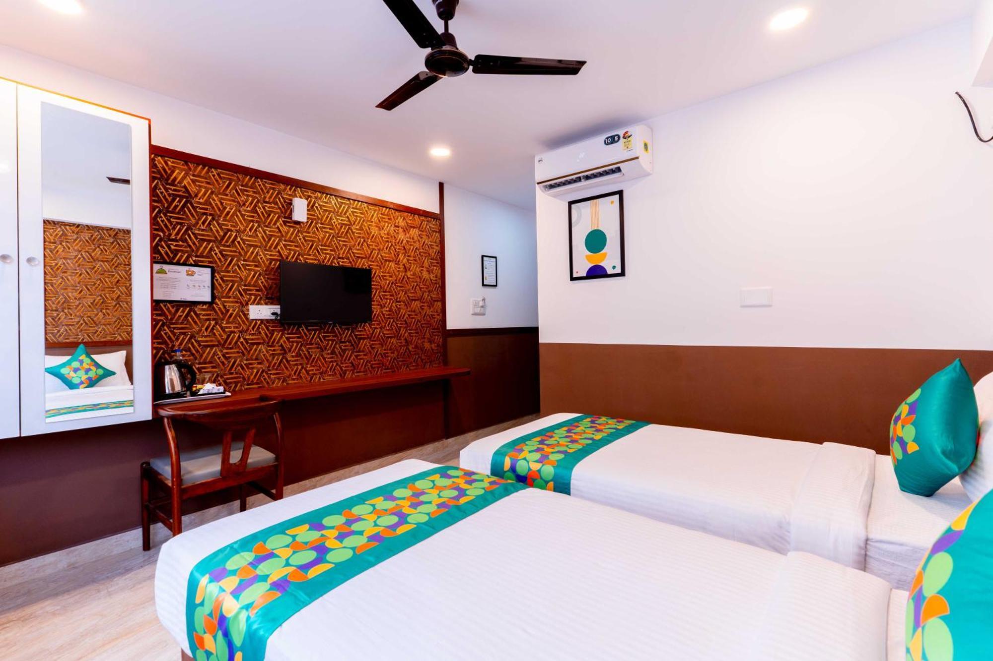 Treebo Emirates Suites Indiranagar Bengaluru Zewnętrze zdjęcie